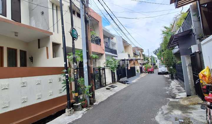 Rumah Bagus Minimalis Di Perumahan Pulo Asem 2