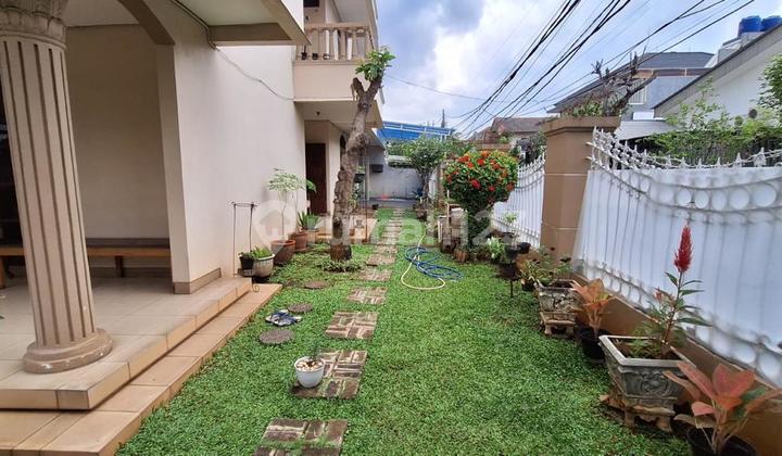 Rumah Bagus Besar Di Jakarta Timur 2