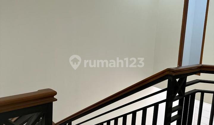 Disewakan Rumah Bagus Di Jakarta Timur 2