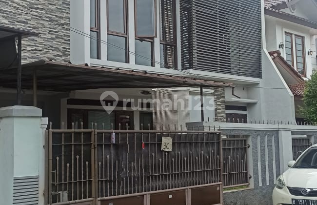 Disewakan Rumah Bagus Di Perumahan Rawamangun. 2