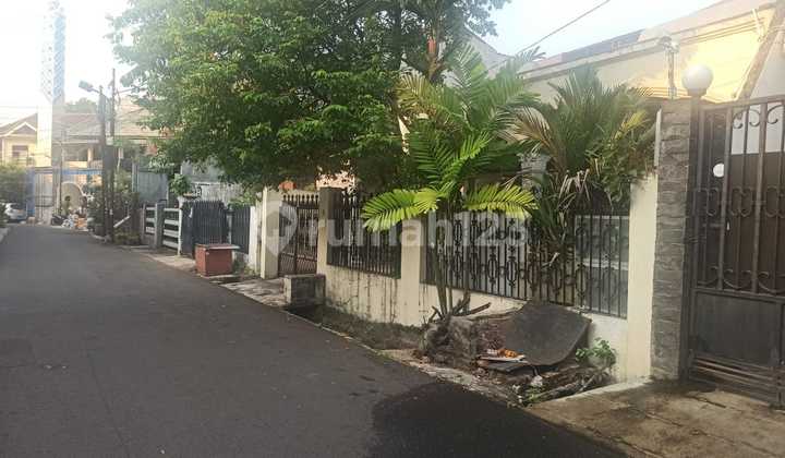 Rumah Luas & Asri Di Rawamangun