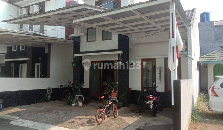 Dijual Cepat Town House di Cibubur Jakarta Timur 1