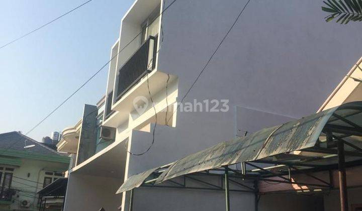 Dijual Rumah Siap Huni Daerah Tebet, Legalitas SHM 4