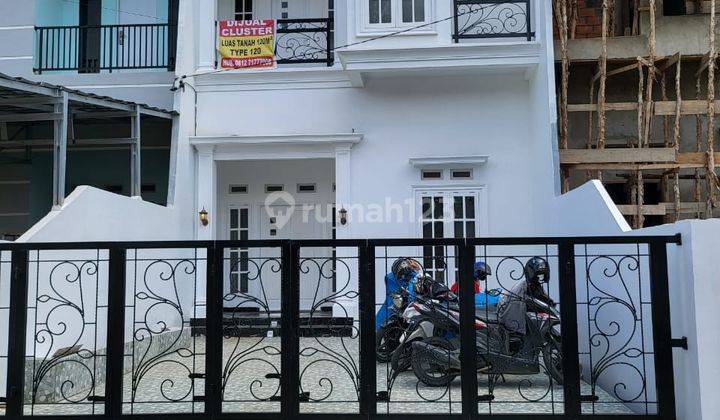 Rumah 2 Lantai Bagus di 8 Ilir, Palembang 2