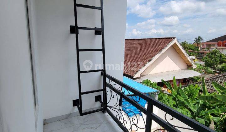 Rumah 2 Lantai Bagus di 8 Ilir, Palembang 16