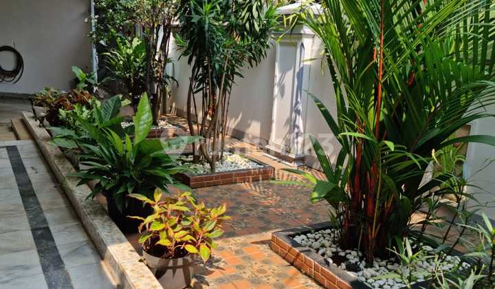 For Sale Semi Furnished Luxury House in Pejaten Barat, South Jakarta 2