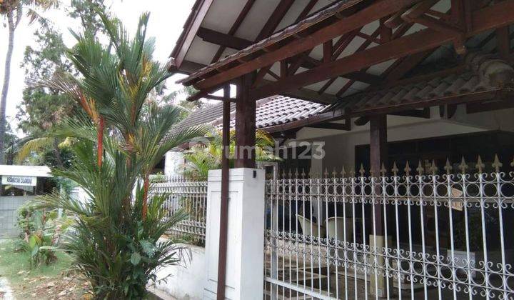 Rumah siap huni di lokasi nyaman dan tenang area taman Cilandak jaksel 1