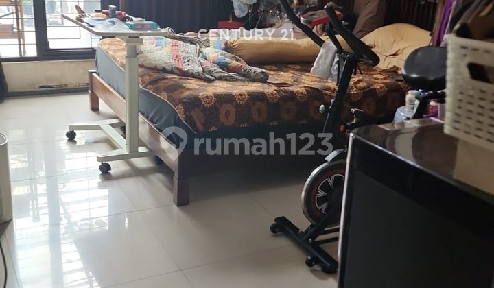 For Sale Comfortable House Ready to Occupy Strategically Located in Setrawangi Bandung 2