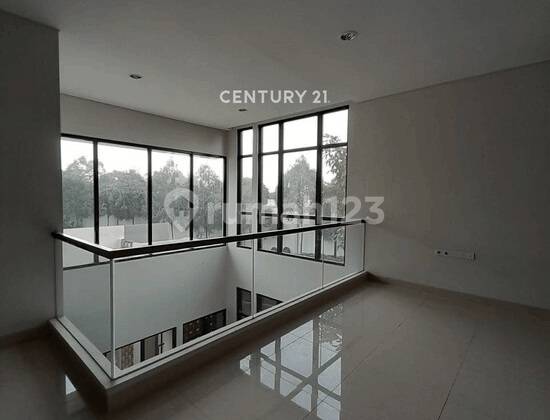 Rumah Mewah 2 Lantai Nyaman Siap Huni Di Summarecon Bandung 2