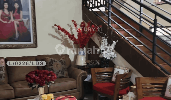 Dijual Rumah Nyaman Siap Huni Strategis di Setrawangi Bandung Dijual Rumah Nyaman Siap Huni Strategis di Setrawangi Bandung