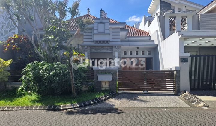 Rumah full furnished di lokasi eksklusif Istana Dieng Malang 1