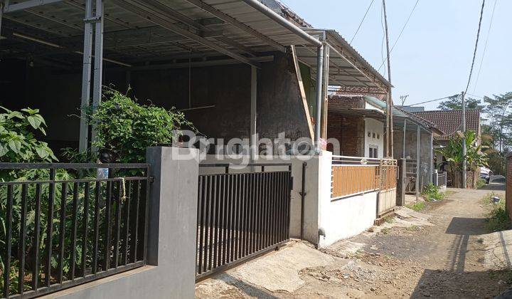 Rumah 2 kamar tidur dekat dengan Jalan utama Raya Pakisaji-Wagir Malang 2