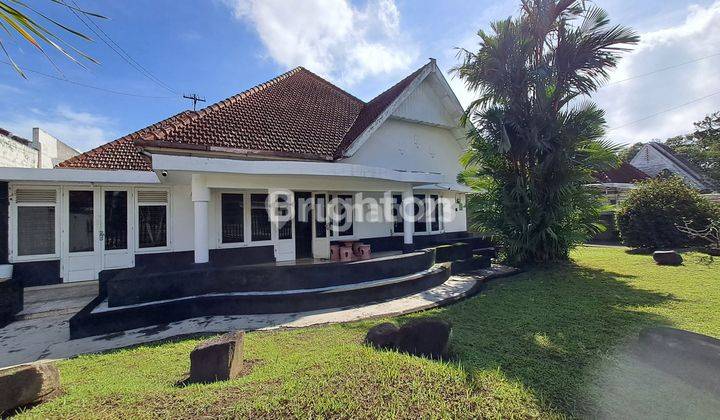 Rumah Heritage di kawasan Jl. Gunung-Gunung kota Malang 1