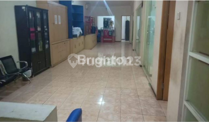 Ruko gandeng dua lantai di Jl. Sukarno Hatta Malang 1
