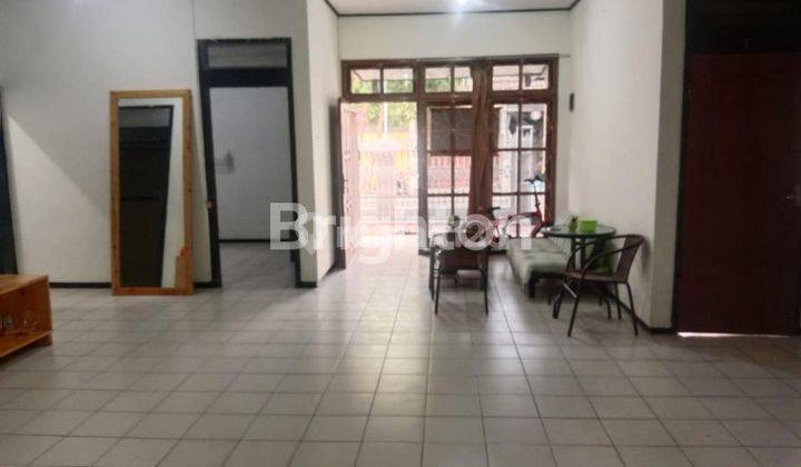 Rumah 3 kamar tidur di Taman Sari Madiun 2