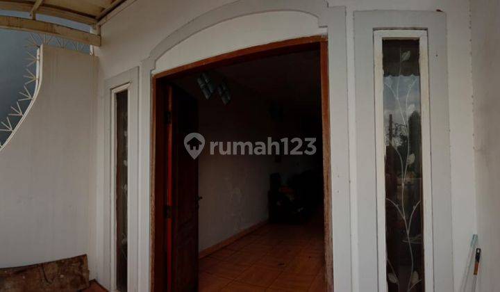 Dijual Rumah 2 Lantai Hadap timur 3