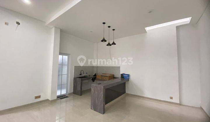 Rumah Baru Siap Huni Dg Kamar Tidur 4+1 Di Sektor 9 Bintaro 2