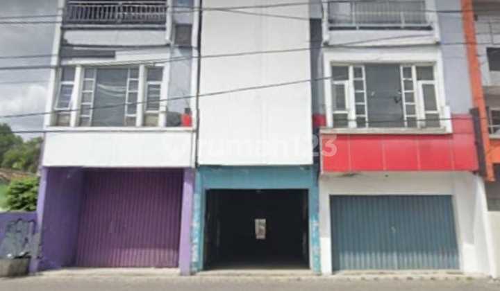 Affordable Shop House Near UGM Campus, Strategic Location Suitable for All Types of Businesses Affordable Shop House Near UGM Campus, Strategic Location Suitable for All Types of Businesses