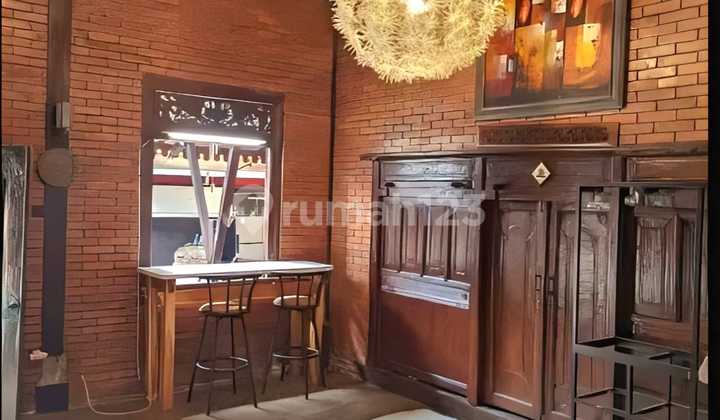 Rumah Joglo Cantik 1 Lantai Etnik Modern Lengkap Dengan Kolam Renang dan Full Furnish 2
