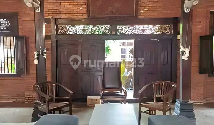 Rumah Joglo Cantik 1 Lantai Etnik Modern Lengkap Dengan Kolam Renang dan Full Furnish 6