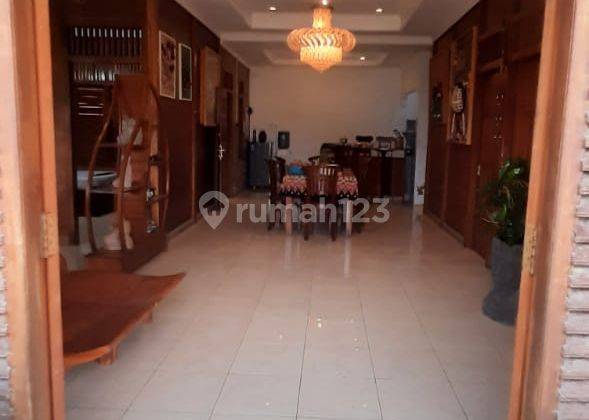 Rumah Berkonsep Villa Cantik dan Terawat Full Furnish View Gunung Merapi 1