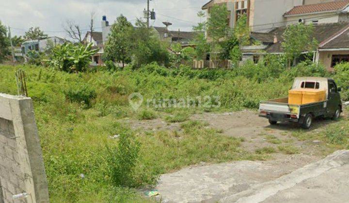 Tanah Premium Hook Dua Muka, Sangat Strategis Condong Catur 1