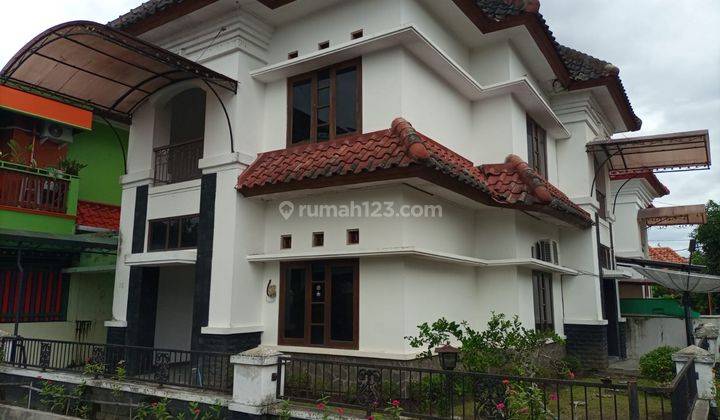 Rumah Cantik Terawat 2 Lantai Dalam Perumahan, Dekat Transmart 1