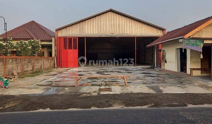 Gudang Akses Jalan Lebar Tronton / Container Lancar 1