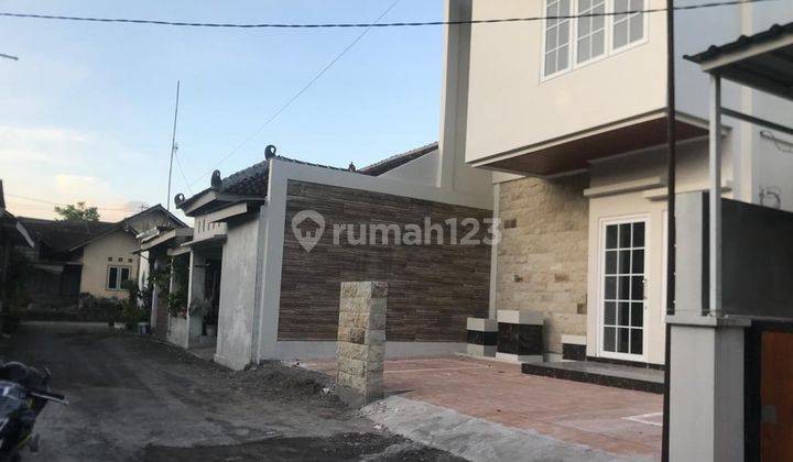 Rumah Baru Cantik 2 Lantai Dekat Hyatt Dan Kampus UGM 1