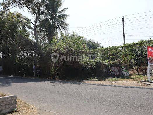 Tanah Pinggir Jalan Kaliurang Dekat Kampus UII, Strategis Murah !! 1