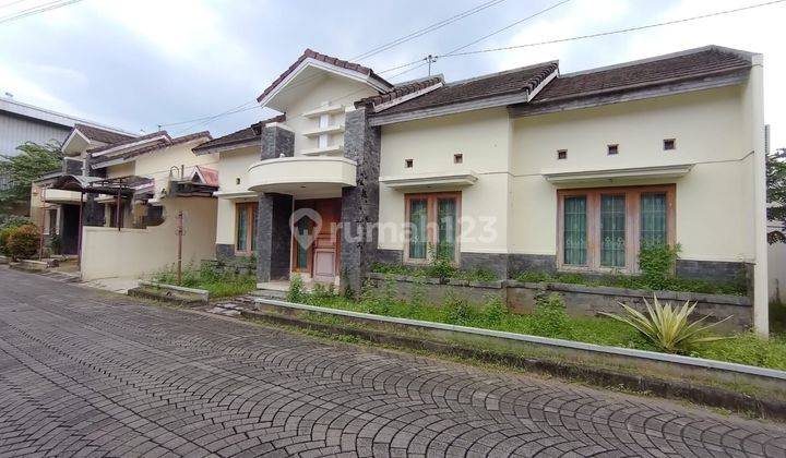 Di Jual Cepat Rumah Bagus Terawat 1 Lantai Murah Di Sidoarum, Lokasi Strategis Dekat Berbagai Fasilitas Umum 1