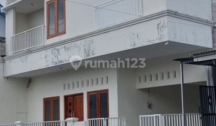 Rumah Bagus 2 Lantai | Lokasi Strategis di Jalan Palagan | Akses Jalan Utama | Siap Huni | Kemana-Mana Dekat Fasilitas Umum, Kuliner, Kampus dan Sekolahan, Pertokoan dan Kawasan Perumahan Elit 2