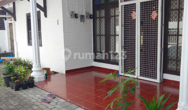 Nice 2-Story House in a Strategic Location, Education Area Near Campus and Schools in Depok Sleman 2