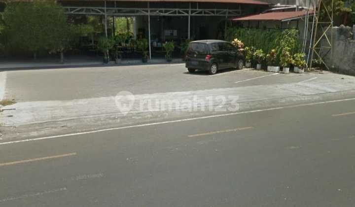 Prime and Strategically Located Land in the Center of Yogyakarta | Main Road | Affordable Price | Tegalrejo Yogyakarta | Suitable for Culinary, Clinic, Sports Field, Etc. Prime and Strategically Located Land in the Center of Yogyakarta | Main Road | Affordable Price | Tegalrejo Yogyakarta | Suitable for Culinary, Clinic, Sports Field, Etc.