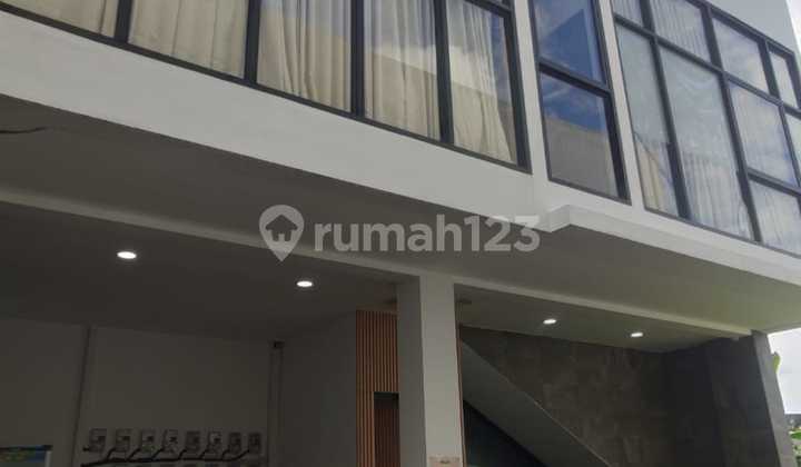 Good and Affordable Boarding House with 14 Rooms Plus Ensuite Bathroom, Fully Furnished, Downtown Yogyakarta Already Operating and Fully Occupied, Strategic Location Close to Everywhere 2