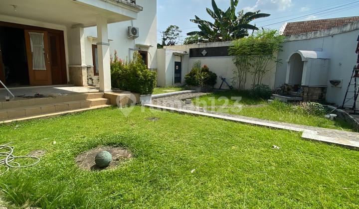Good 2-Story House, Big and Spacious, Well-Maintained. Strategic Location on Kaliurang Street Near UGM Campus, Close to Everything. Depok Sleman. Good 2-Story House, Big and Spacious, Well-Maintained. Strategic Location on Kaliurang Street Near UGM Campus, Close to Everything. Depok Sleman.