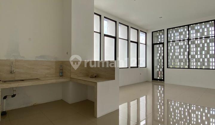 2-story Shophouse in Strategic City Center Location Near Tugu Yogyakarta, Banking, Office and Shopping Complex Area 2-story Shophouse in Strategic City Center Location Near Tugu Yogyakarta, Banking, Office and Shopping Complex Area