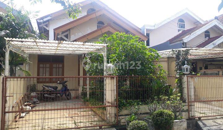 Dijual Rumah Siap Huni di Bintaro Sektor 3. 1