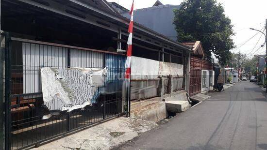 rumah lama hitung tanah Deket jalan Seha kebayoran lama 1