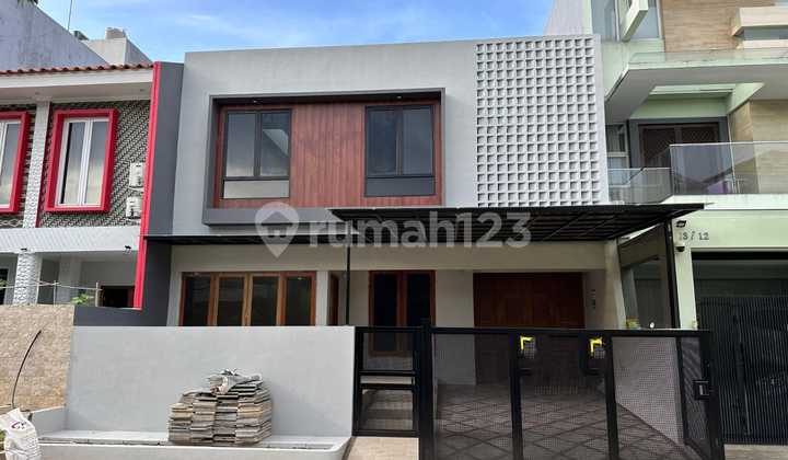 Dijual Rumah dalam Komplek Intercon, Jakarta Barat Dijual Rumah dalam Komplek Intercon, Jakarta Barat