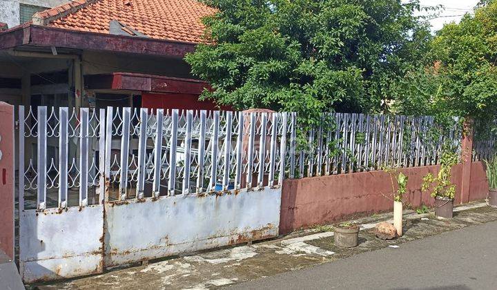Dijual rumah lama hitung tanah saja pondok pinang kebayoran lama 1
