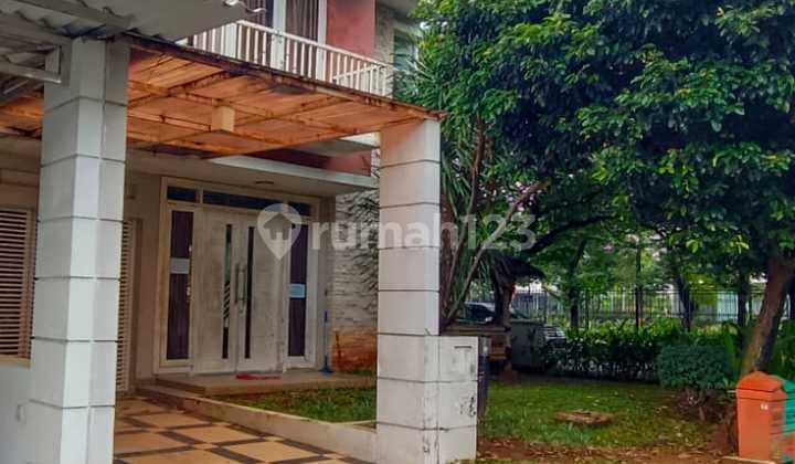 Dijual Rumah Hoek Palm Summarecon Bekasi