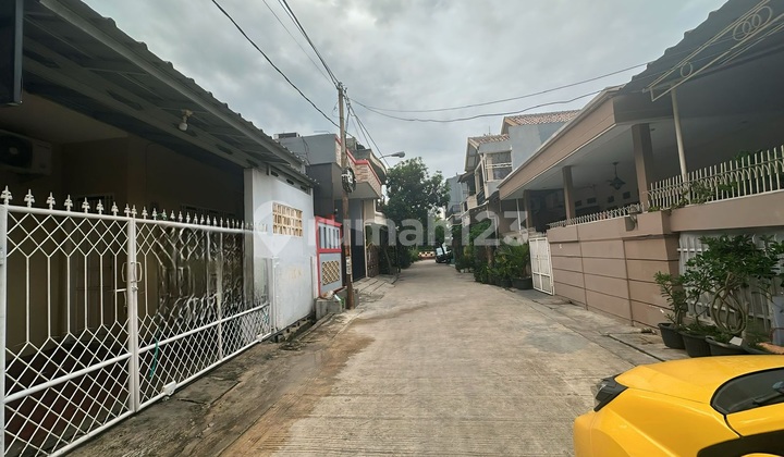 Dijual Cepat Rumah Semi Furnish 1 Setengah Lantai Taman Wisma Asri 2 Teluk Pucung Bekasi Utara Dijual Cepat Rumah Semi Furnish 1 Setengah Lantai Taman Wisma Asri 2 Teluk Pucung Bekasi Utara