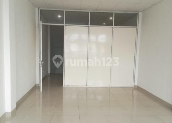 For Rent: Main Road Shophouse, Rawa Buntu, BSD Serpong, Tangerang For Rent: Main Road Shophouse, Rawa Buntu, BSD Serpong, Tangerang