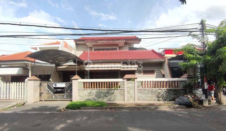 Rumah Dijual Manyar Tirtoyoso, Area Komersial, Jalan Kembar, Surabaya Timur 1