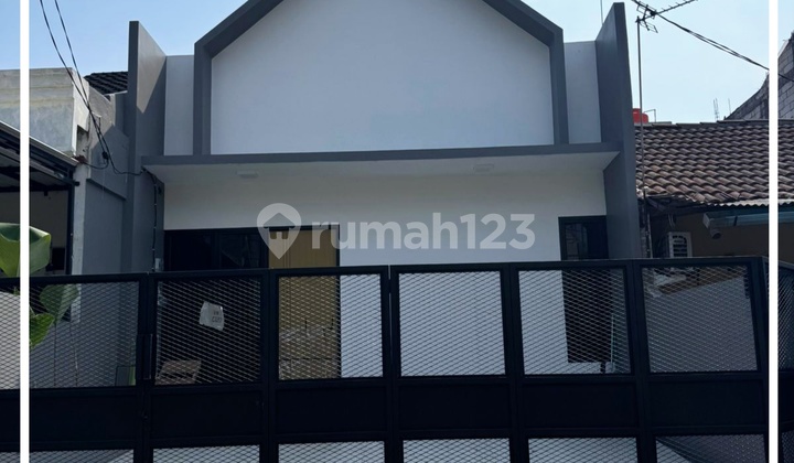 [Lt 90 M2] Rumah Mutiara Gading Timur Full Renov, Bekasi