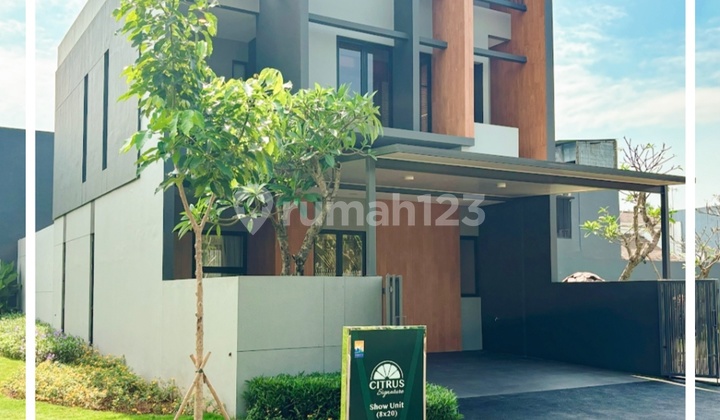 [Free Kolam Renang] Grand Wisata 3 Lantai (5Kt) LT 160 M2, Bekasi