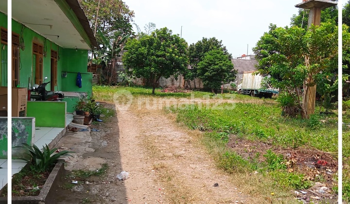 [For Sale] Land & 2 Shops in Bekasi (Suitable for Business) East Bekasi