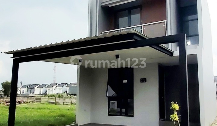 [Balcony & AC] Grand Wisata Toll Access Cluster House, Bekasi