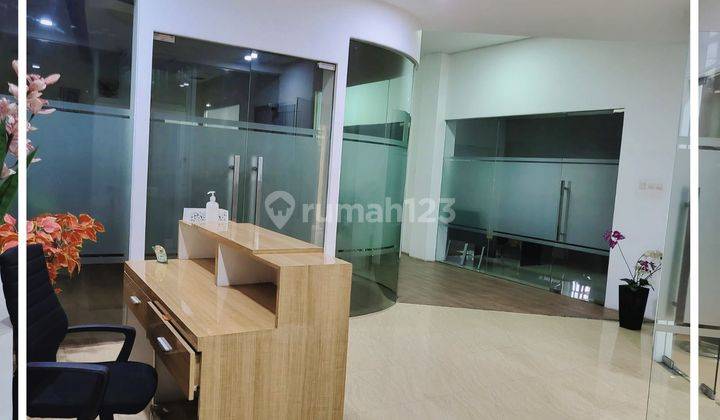 Gedung Jakarta Pinggir Jalan 3 Lnti (bisa Utk Kantor) Jakarta 2
